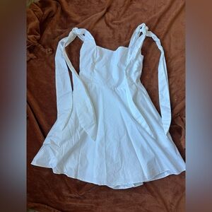 Show Me Your MuMu White Sleeveless tie dress